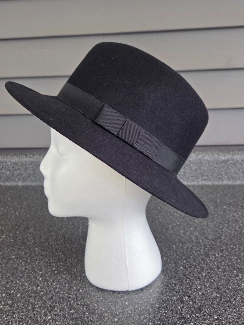 Black Felt Fedora Hat with Grosgrain Ribbon Size L